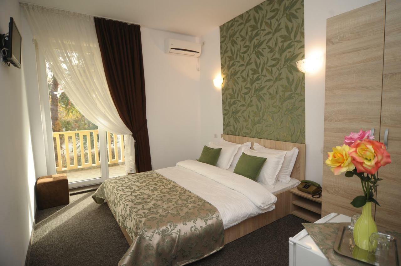 Hotel Pinguin Eforie Nord Luaran gambar