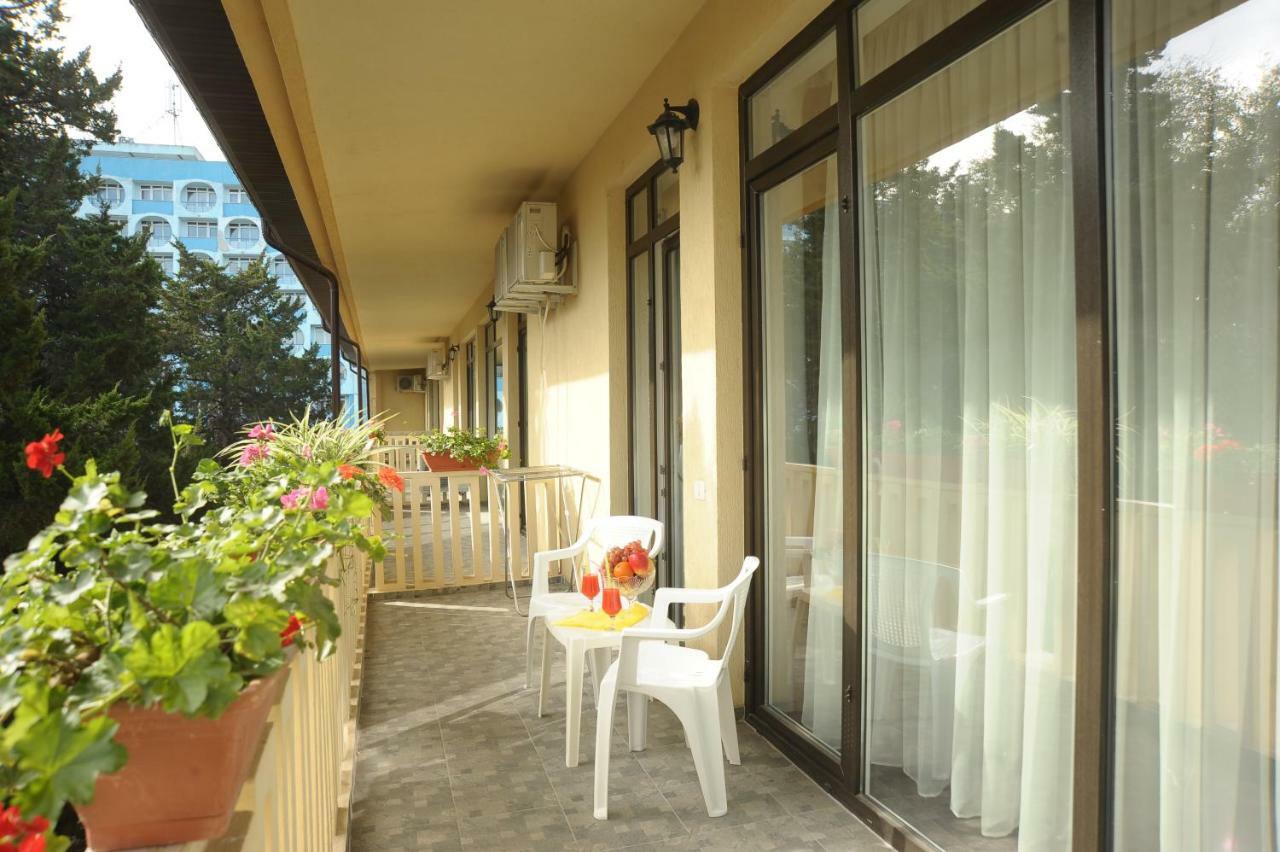 Hotel Pinguin Eforie Nord Luaran gambar